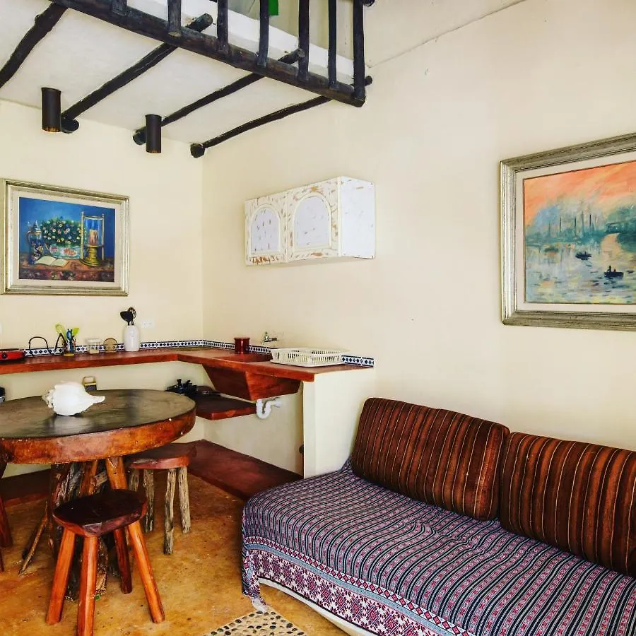 Bed & Breakfast Casa Tania Lodge